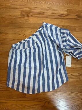 Jolie linen Blue and White Striped Off-Shoulder Blouse